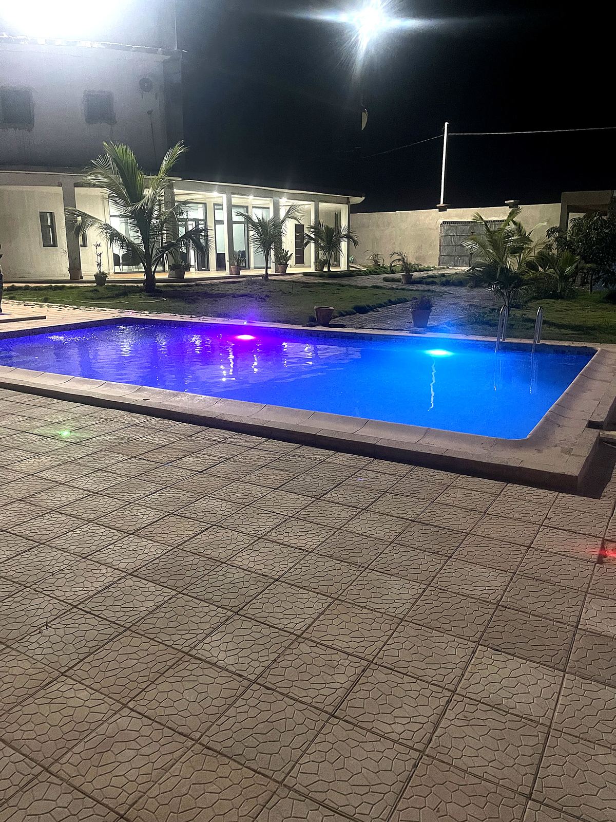 Piscine de nuit